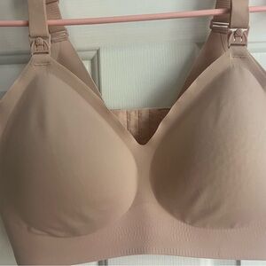 Set of TWO  Momcozy nursing bras size:XL 
Colors: Bundle lot brown & Beige Tan